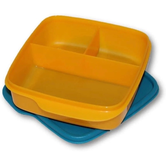 Tupperware divided lunch containers - Picture 3 of 8